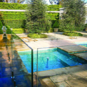 Glass Panel Pool Fencing Toughened 12mm 1200 High
